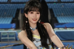 BetVictor伟德-北京男篮啦啦队队长晒照：没事哒 12号主场见