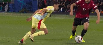 1719260775138071428.gif 西亚66.gif